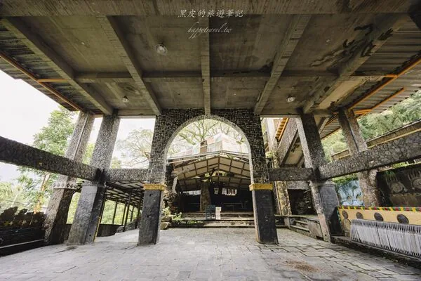 ▲▼屏東霧台神山部落、魯凱族石板屋聚落與在地景點美食一日遊。（圖／《黑皮的旅遊筆記》授權提供）