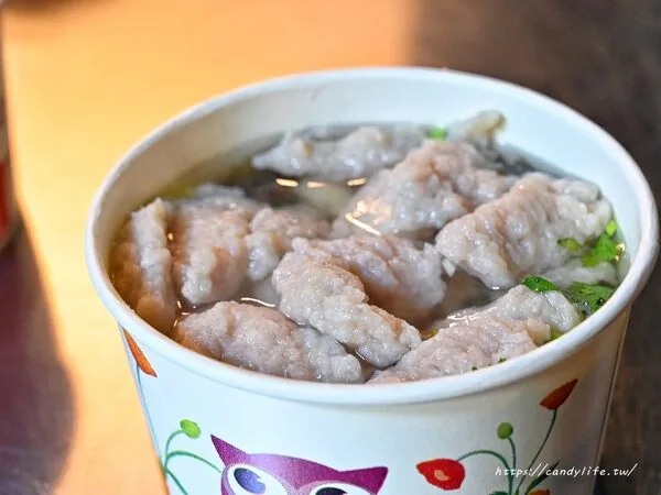 ▲▼福鼎肉片的現刮肉片湯與台中北屯總站夜市攤位。（圖／《糖糖's 享食生活》授權提供）