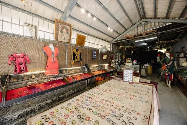▲▼屏東霧台神山部落、魯凱族石板屋聚落與在地景點美食一日遊。（圖／《黑皮的旅遊筆記》授權提供）