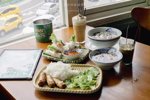 ▲▼1981 Cafe的越南餐點與復古空間。（圖／《黑皮的旅遊筆記》授權提供）