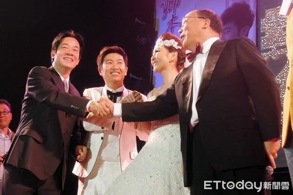 张秀卿证实与前夫王国赞离婚3年 替对方借贷代垫3400万元 1 ▲▼張秀卿當年二婚,賴清德、胡志強證婚。(圖/資料照/記者蕭采薇攝)