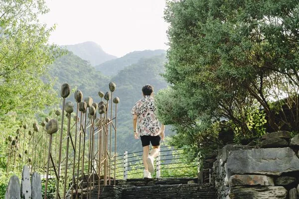 ▲▼屏東霧台神山部落、魯凱族石板屋聚落與在地景點美食一日遊。（圖／《黑皮的旅遊筆記》授權提供）