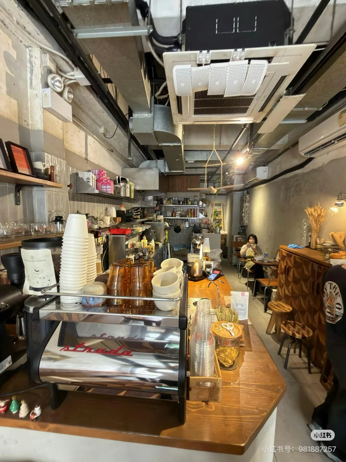 元朗Cafe推介9大|世界级虹吸咖啡+锦田日系榻榻米 1间班戟必试 4 店舖環境。(Sasa125@小紅書)