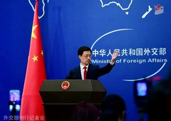 美将孔子学院列国安威胁 中外交部:反对抹黑污名化 1 中國外交部發言人郭嘉昆。圖/取自中國外交部官網