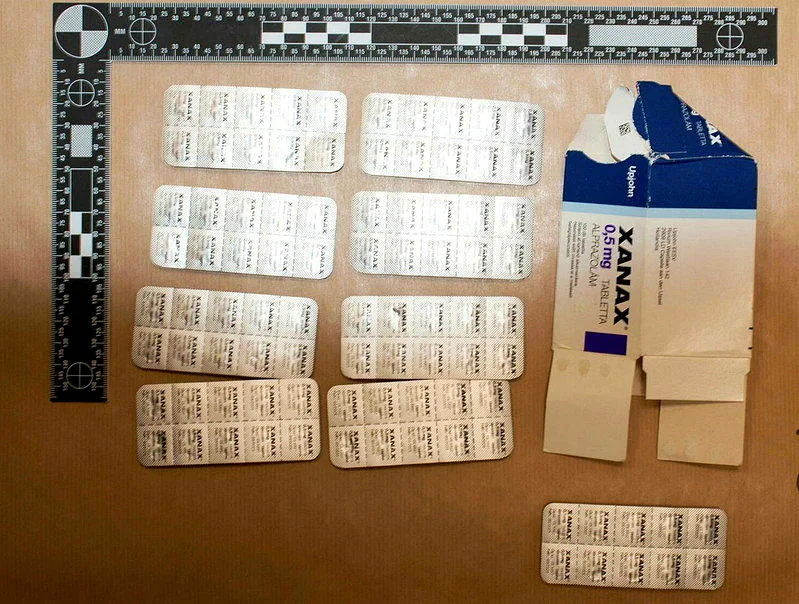 現年29歲的中國博士生鄒振豪在六年間對在倫敦和中國的十名女性下藥強姦，圖為從他身...