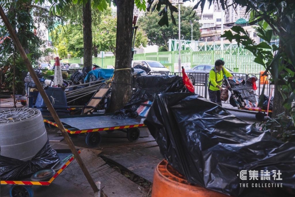 史上最热|直击上水 39.3 度 球场球场故障待修 清洁工手推车辣手 11 b315fdf94019cdc82b436cabeee132f3b6955989f99a10806a23bc8797c09b1b article