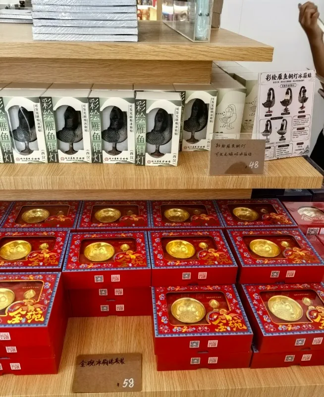 有很多文創商品可購買。（心開運轉福就來@小紅書）