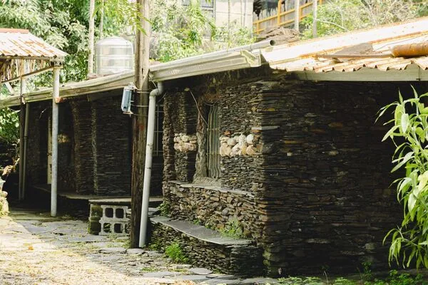 ▲▼屏東霧台神山部落、魯凱族石板屋聚落與在地景點美食一日遊。（圖／《黑皮的旅遊筆記》授權提供）