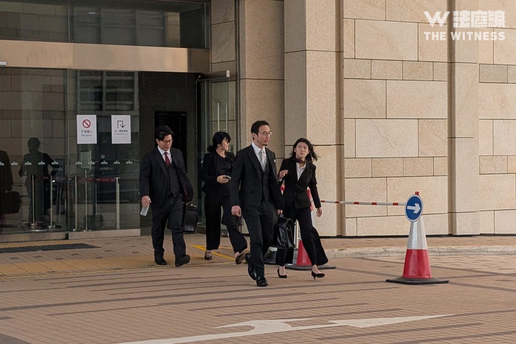 启聋学校助教涉隐瞒被查以保教席 3项欺诈罪成 官:如欲遵守廉署警告 最简单是不签约 3 辯方代表大狀關百安