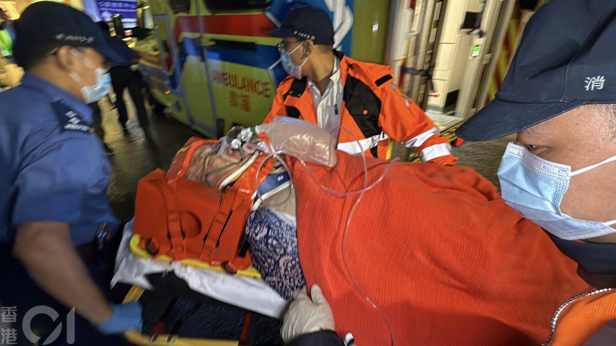观塘翠屏道撞毙过路妇 小巴司机认不小心驾驶 判社服令200小时 1 案情指女事主疑曾衝出馬路。(羅日昇攝)
