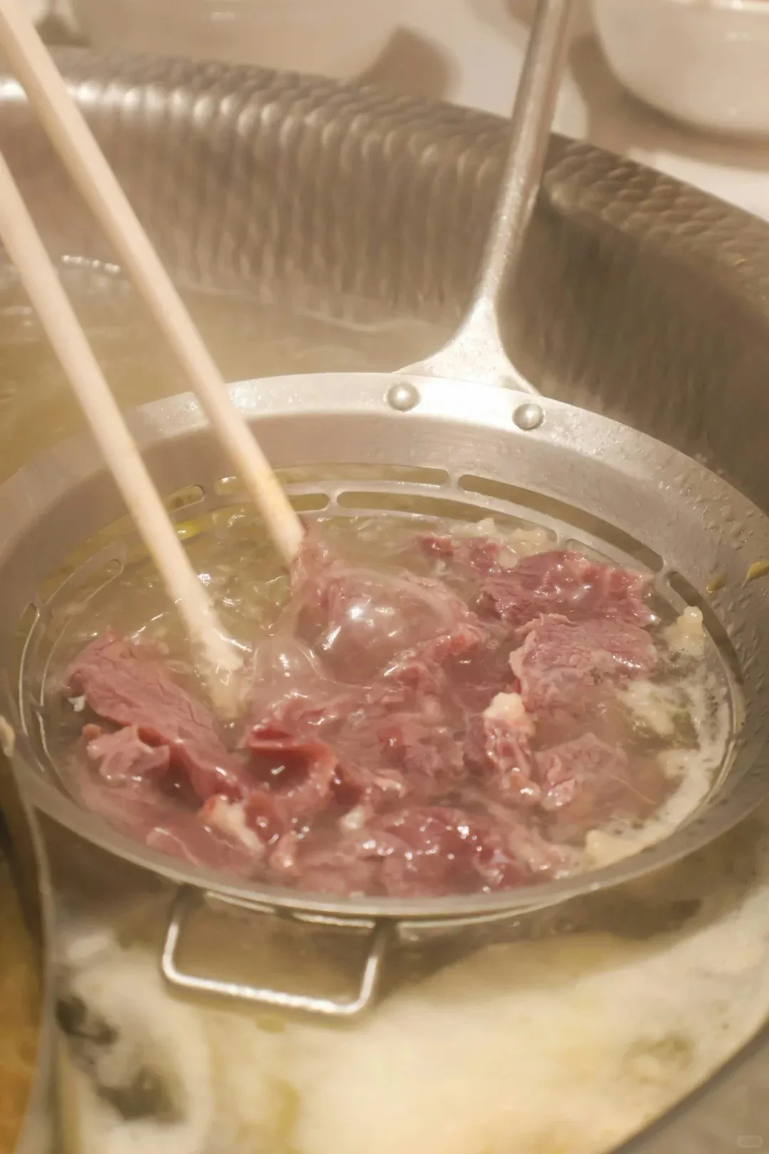 皇岗口岸美食10大推介|水围夜市/牛肉火锅/秘制鸡煲/潮汕海鲜面 6 潮汕大目牛肉火鍋(小紅書@艾德的柚子)