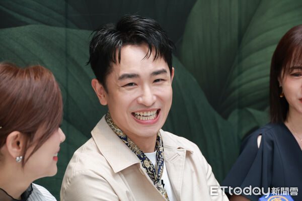 拍八点档血汗钱全砸!陈谦文「贷款300万」哽咽 求赞助遭已读不回 4 ▲▼陳謙文、方馨、簡沛恩 情歌若響演唱會 媒體餐會。(圖/記者周宸亘攝)