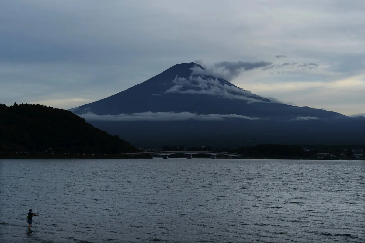 日本山梨县的河口湖和富士山（资料照片）