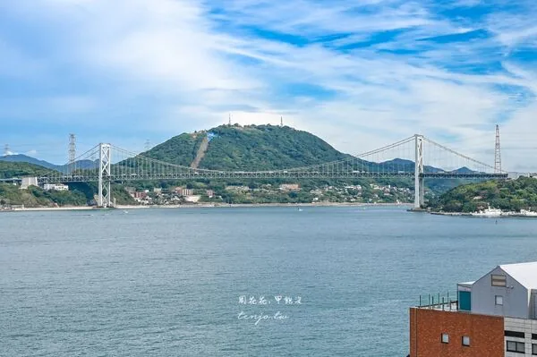 北九州关门海峡博物馆4楼咖啡厅 大片落地窗看门司港海景 14 ▲▼北九州門司港kuu coffee海景咖啡廳與關門海峽景觀。(圖/《周花花》授權提供)