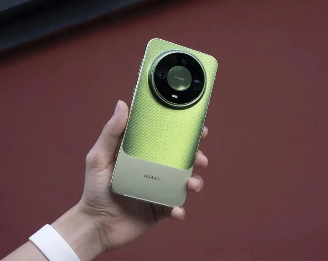 9499 元起售的华为 Mate 90 Pro Max,最值的还是相机 9 图片