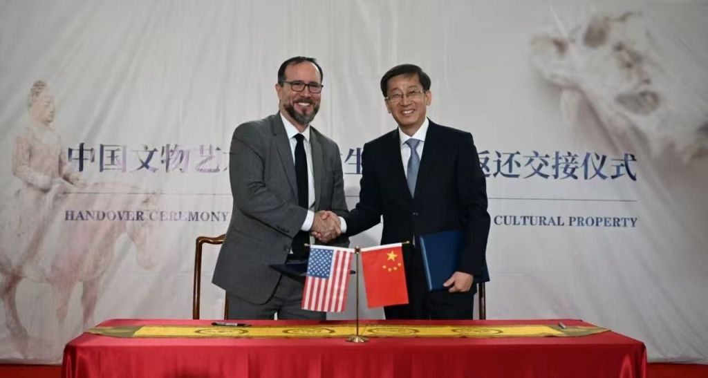 热点追踪|天龙山唐代菩萨像躯干回归祖国,流失百年的菩萨头像仍下落不明 12 cfddaed1b517491eb69f947b32bd0a5b1eac8c08df25a14f0abd253a55a98315 article