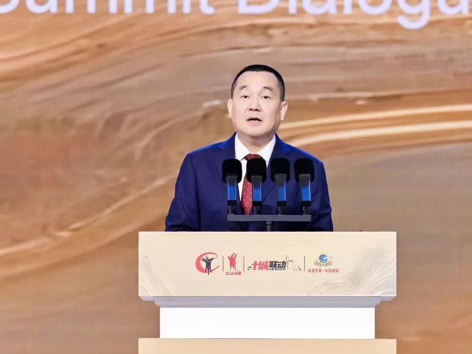 泸州老窖二季度净利暴跌79% 挺价策略遭市场质疑 1 d09762490a814b7989cb6cbccc7f1ed8073b2db89379e4d1032bf9e9e062a0f2 article