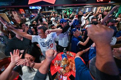 哈佛毕业生放弃华尔街 在小联盟浮沉追逐大联盟梦 8 陳子軒/當日本MLB季後賽觀眾超越美國,全球化如何牽動東亞運動生態