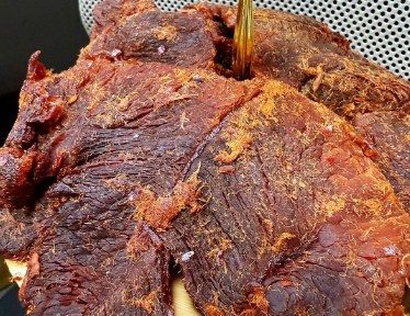 潮州黑心腊味厂用死因不明猪只制肉干 验出猪病毒阳性 警方调查 3 潮州一家臘味廠使用死因不明的豬肉來製作肉乾。(互聯網圖片,圖片與事件無關)