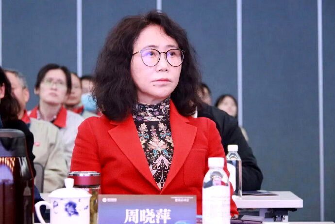 解约107名应届生 陆车灯厂星宇股份总经理遭扣薪12个月 1 星宇股份7日公布內部處分結果,總經理周曉萍遭扣薪12個月,副總經理李樹軍扣薪6個月並不再分管人力資源,人力資源總監俞志明則遭免職。圖/取自觀察者網