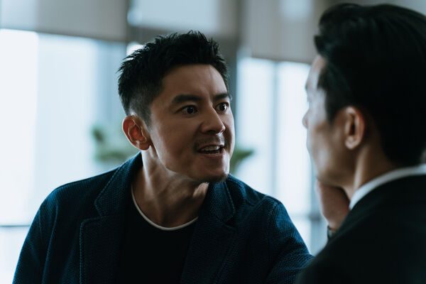 黄迪扬黑化成大魔王!PTSD抓狂家暴蔡亘晏 掐脖狂殴惊悚画面曝光 2 ▲《成名在望》將播出第9、10集,劇情迎來更驚悚的轉折。(圖/瀚草影視提供)