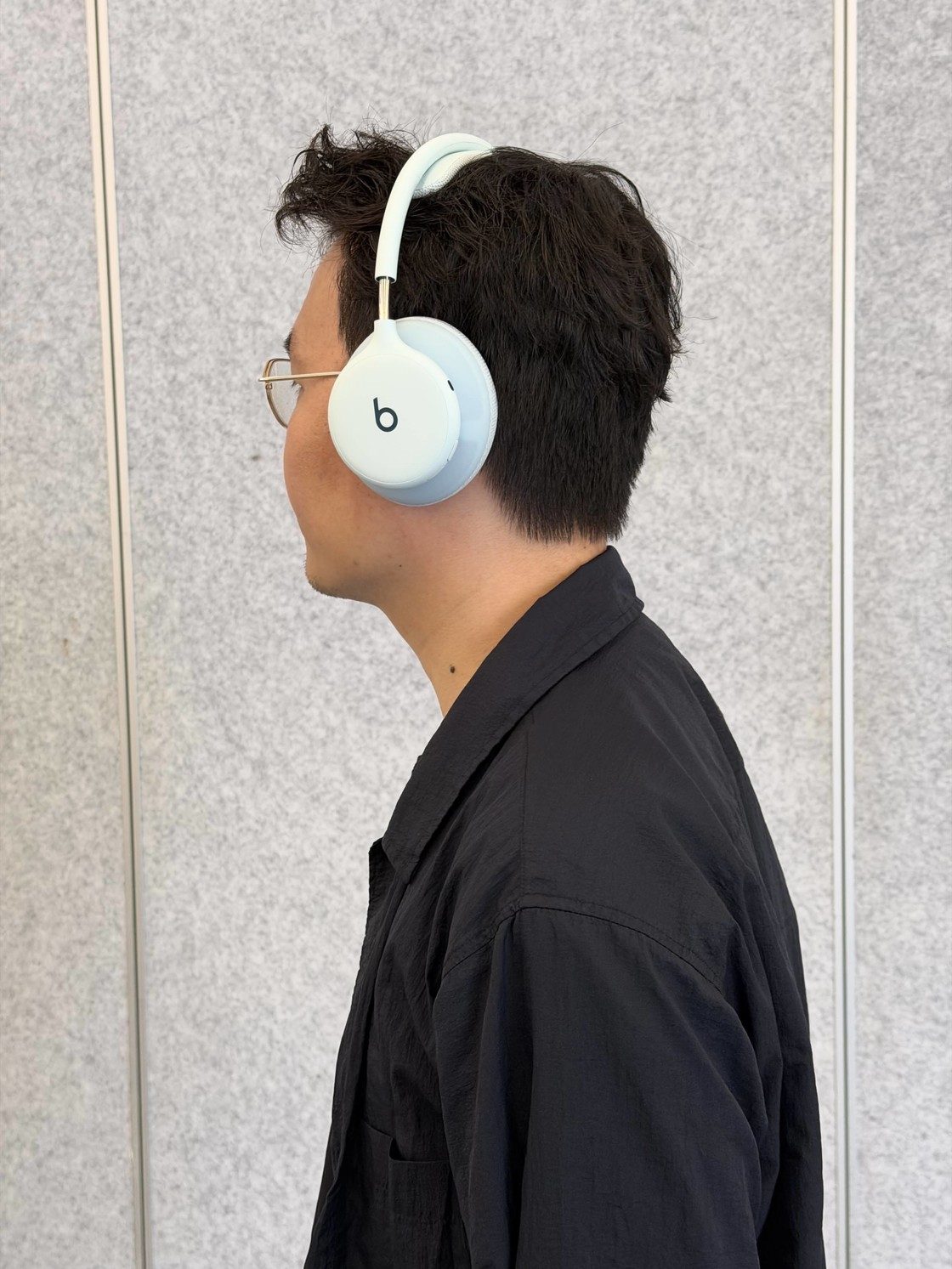 Beats 360首发体验:256种搭配 但降噪不敌AirPods Max 2 8 IMG_0681.jpeg