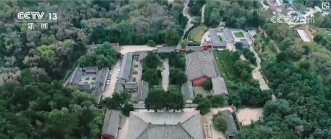 陸山西在建高速為五台山千年古剎佛光寺讓道7.68公里。（大陸央視）