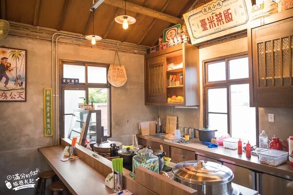 斗六日治警察宿舍食堂台米菜饭 高丽菜饭50元、解酒汤45元 10 ▲▼雲林斗六臺米菜飯高麗菜飯與日式老屋食堂。(圖/《滿分的旅遊札記》授權提供)