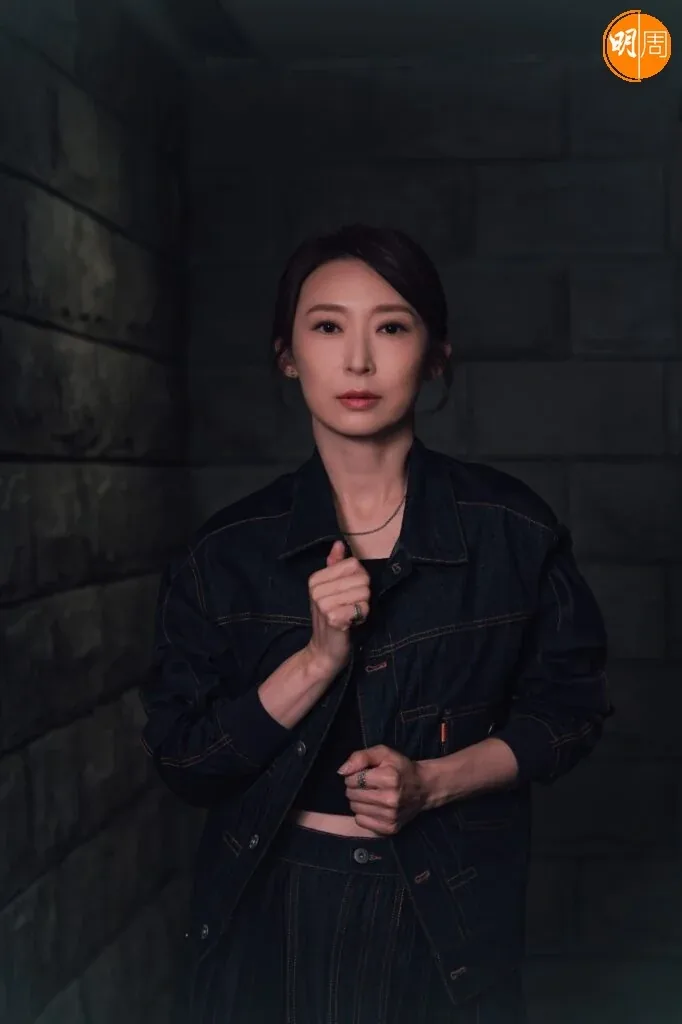 跳槽港视陷低谷 周家怡中年危机:常问经理人是否只能演妈妈角色│封面故事 10 ffa4791dc0f8269db0467d1d6a344b2d803030eed2f73c36ee98cc6a2c30a882 article