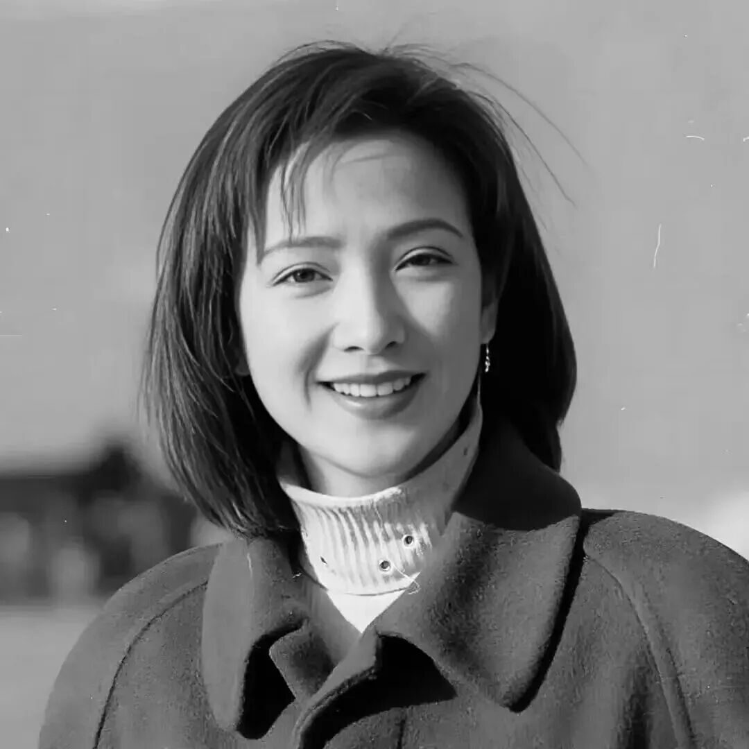 演员何晴追悼会举行,其子追思母亲:北京这场雪像是为她而下 1 ffd9aaa2399aba438fdb75aeb0963f2da6b52e704e64f55dff7fe734db8bd063 article